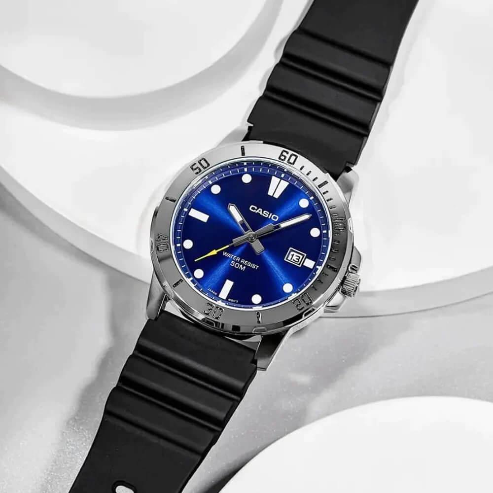 Мъжки часовник Casio Collection MTP-VD01-2EVUDF