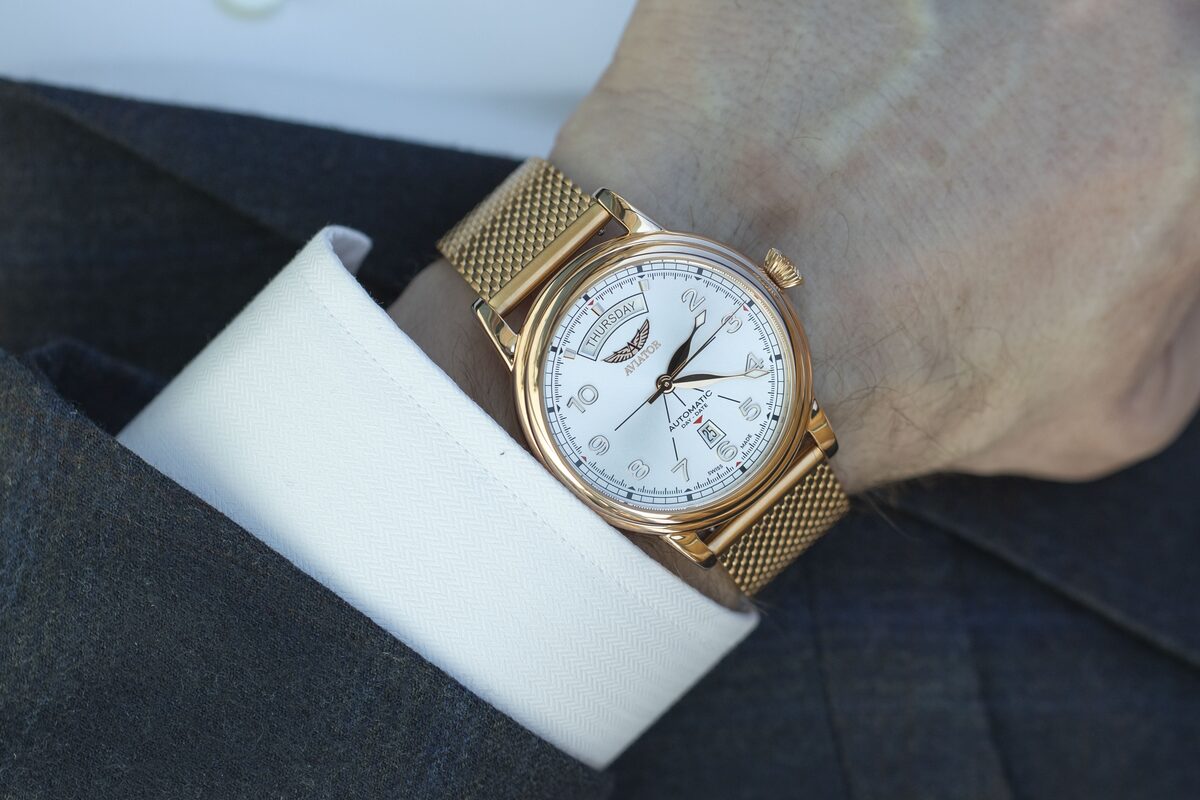 Мъжки часовник Aviator Douglas Day-Date V.3.44.2.400.5 2
