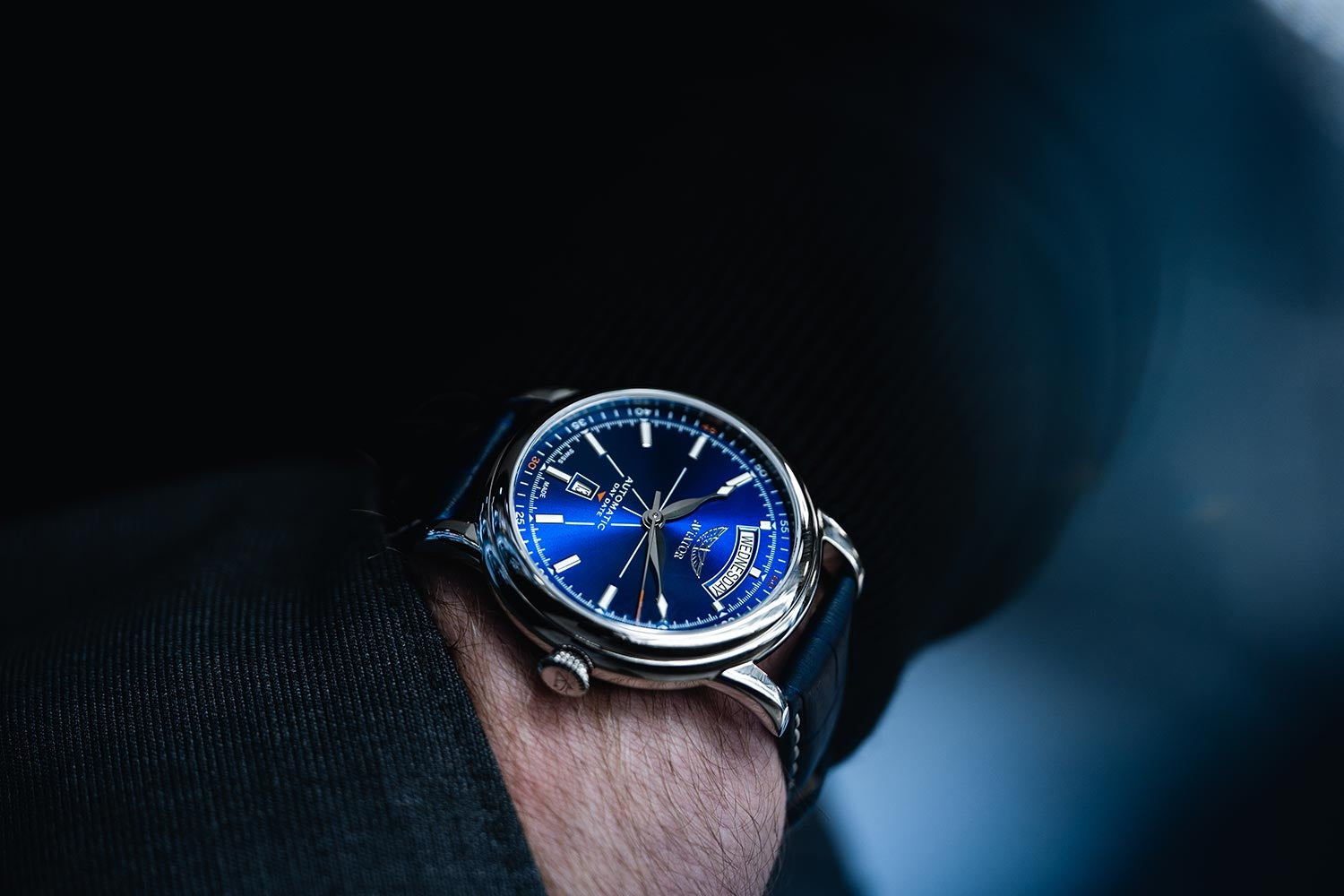 Часовник Aviator Douglas Day-date 45MM V.3.20.0.145.4