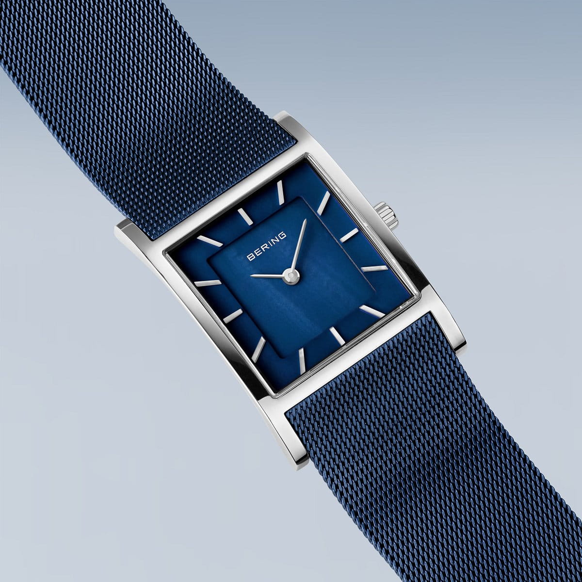 Дамски часовник Bering 10426-307-S