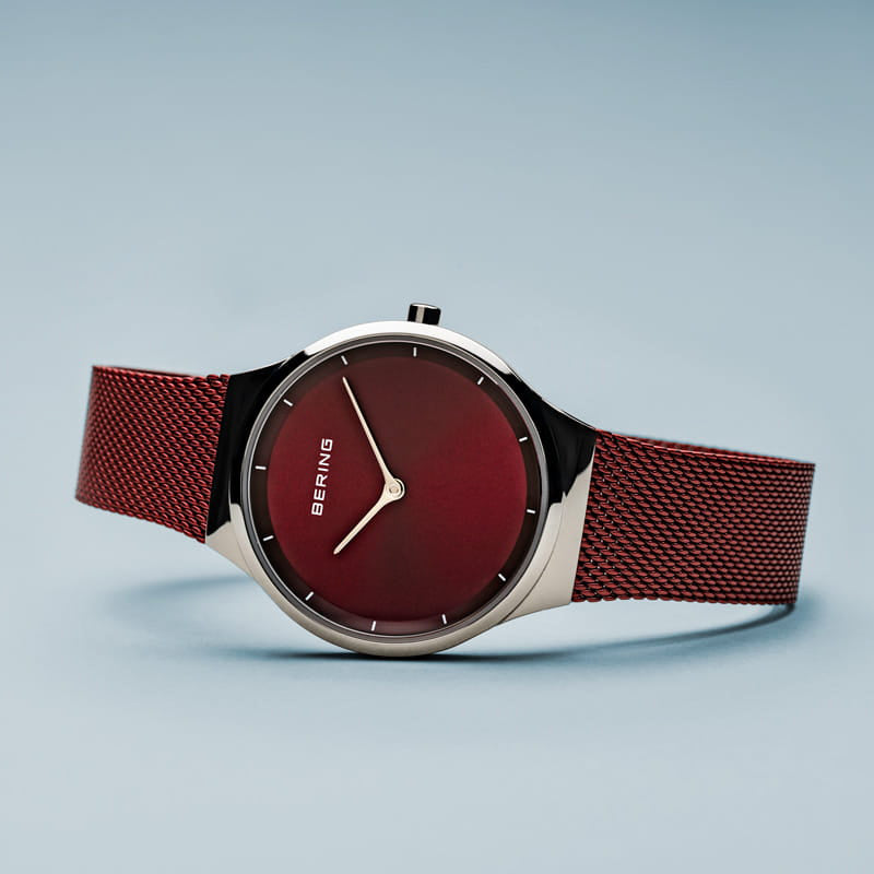 Дамски часовник Bering Classic 12131-303