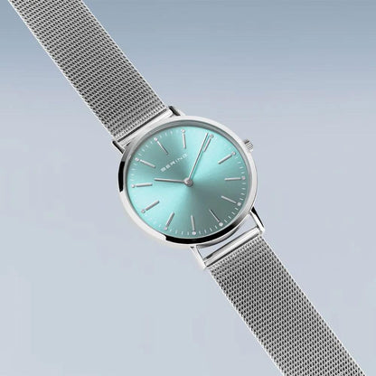 Дамски сет часовник и гривна Bering Classic 14134-005-GWP