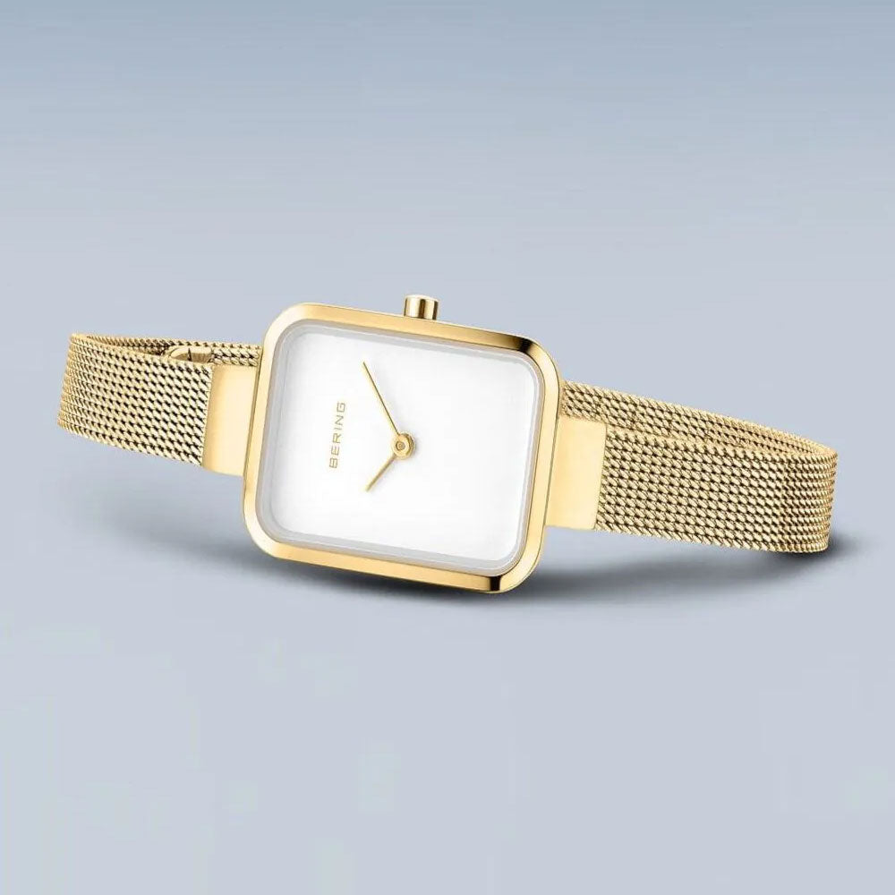 Дамски сет часовник и гривна Bering Classic 14520-334-GWP