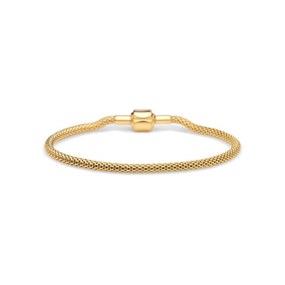 Дамски сет часовник и гривна Bering Classic 14520-334-GWP