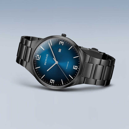 Мъжки часовник Bering Titanium 15240-727