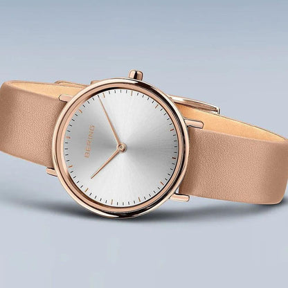 Дамски часовник Bering Classic с две каишки 15729-960