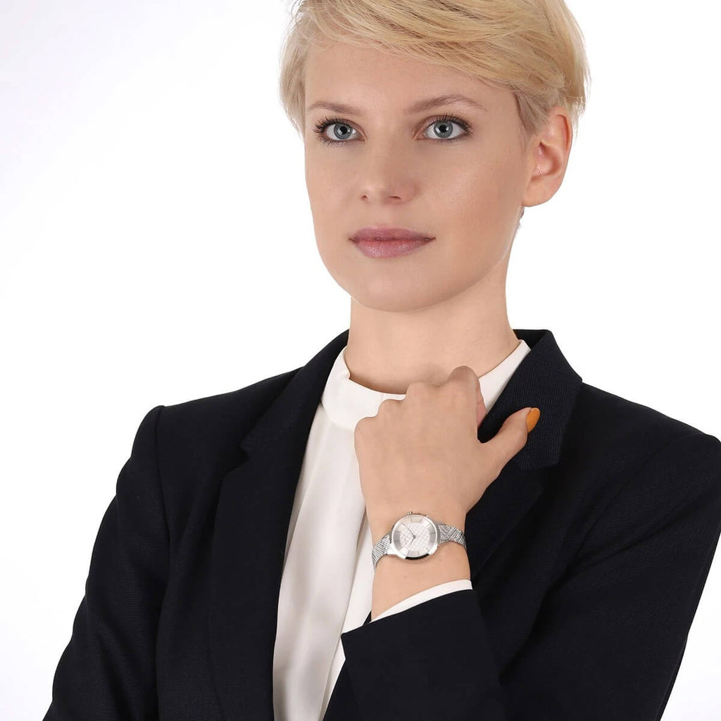 Дамски часовник Bering Classic 17831-000