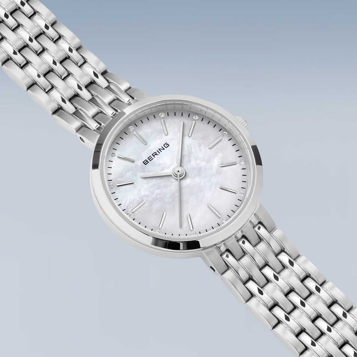 Дамски часовник Bering Classic Silver 19126-700