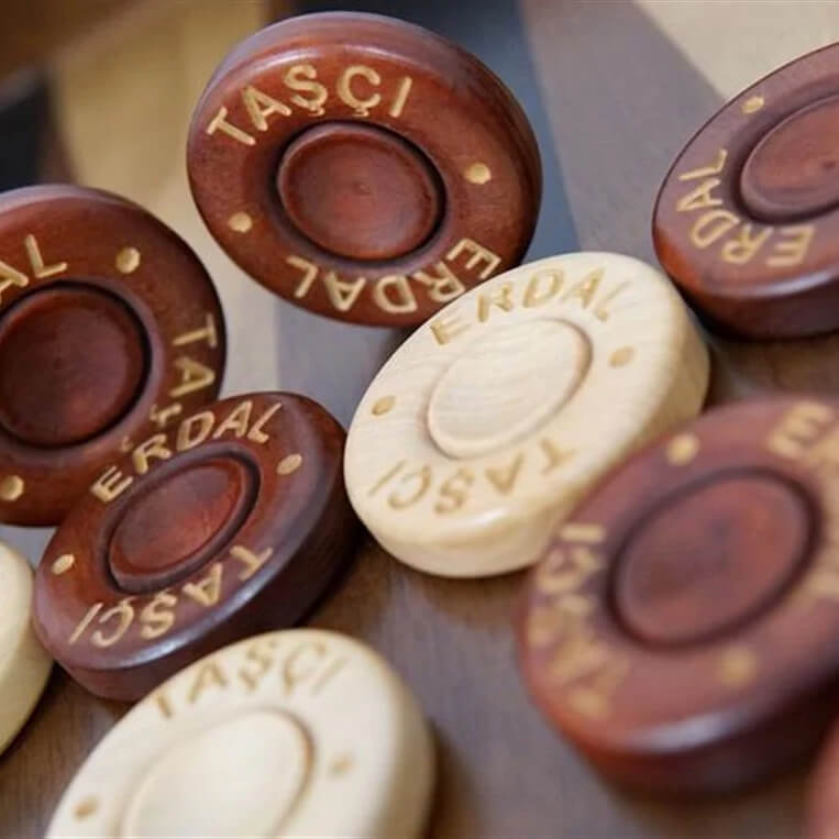 Дървена табла от Фурнирован Орех Eco Classic ръчна изработка