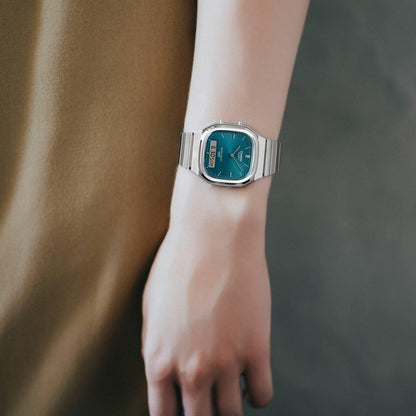 Часовник Casio AQ-240E-3AEF