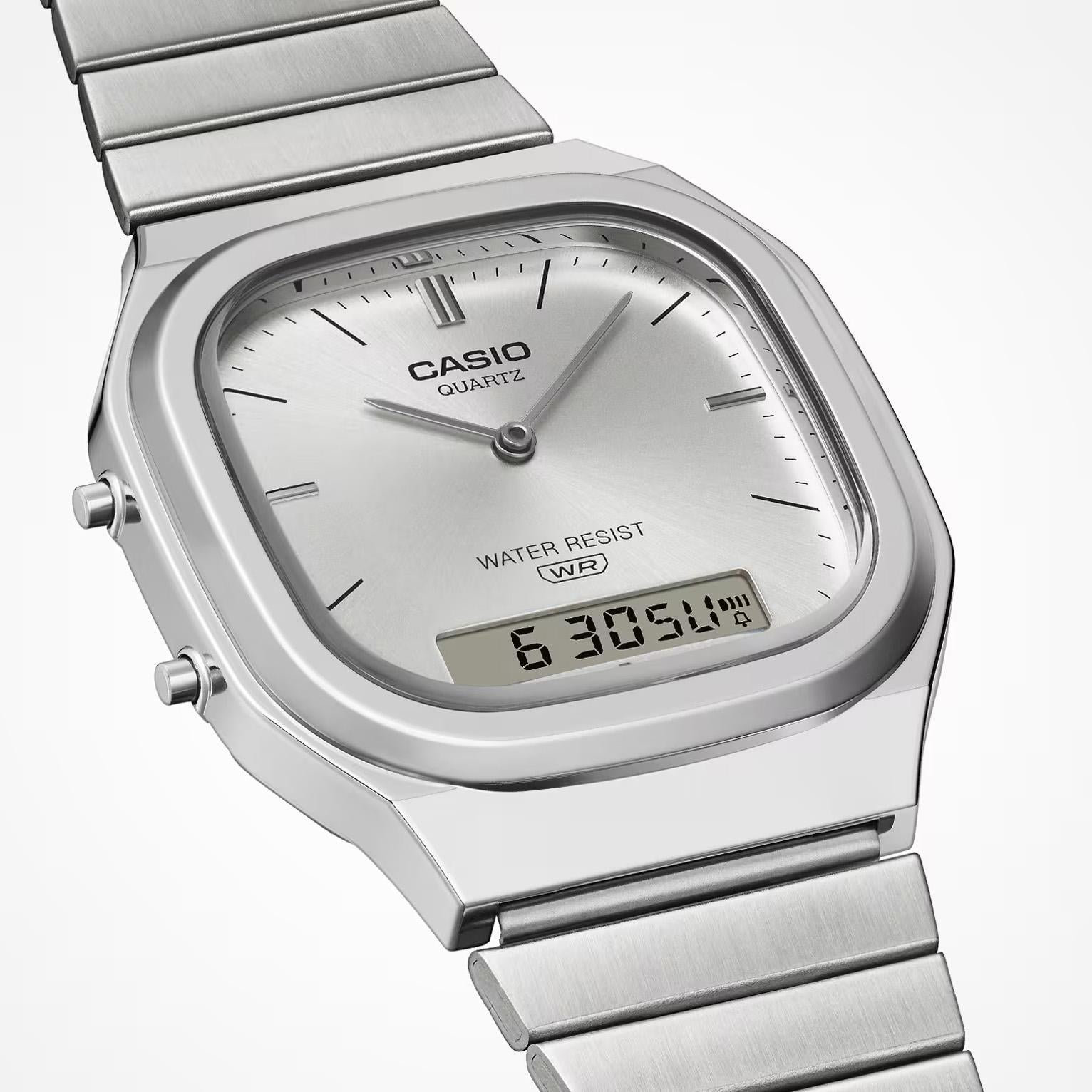 Часовник Casio AQ-240E-7AEF