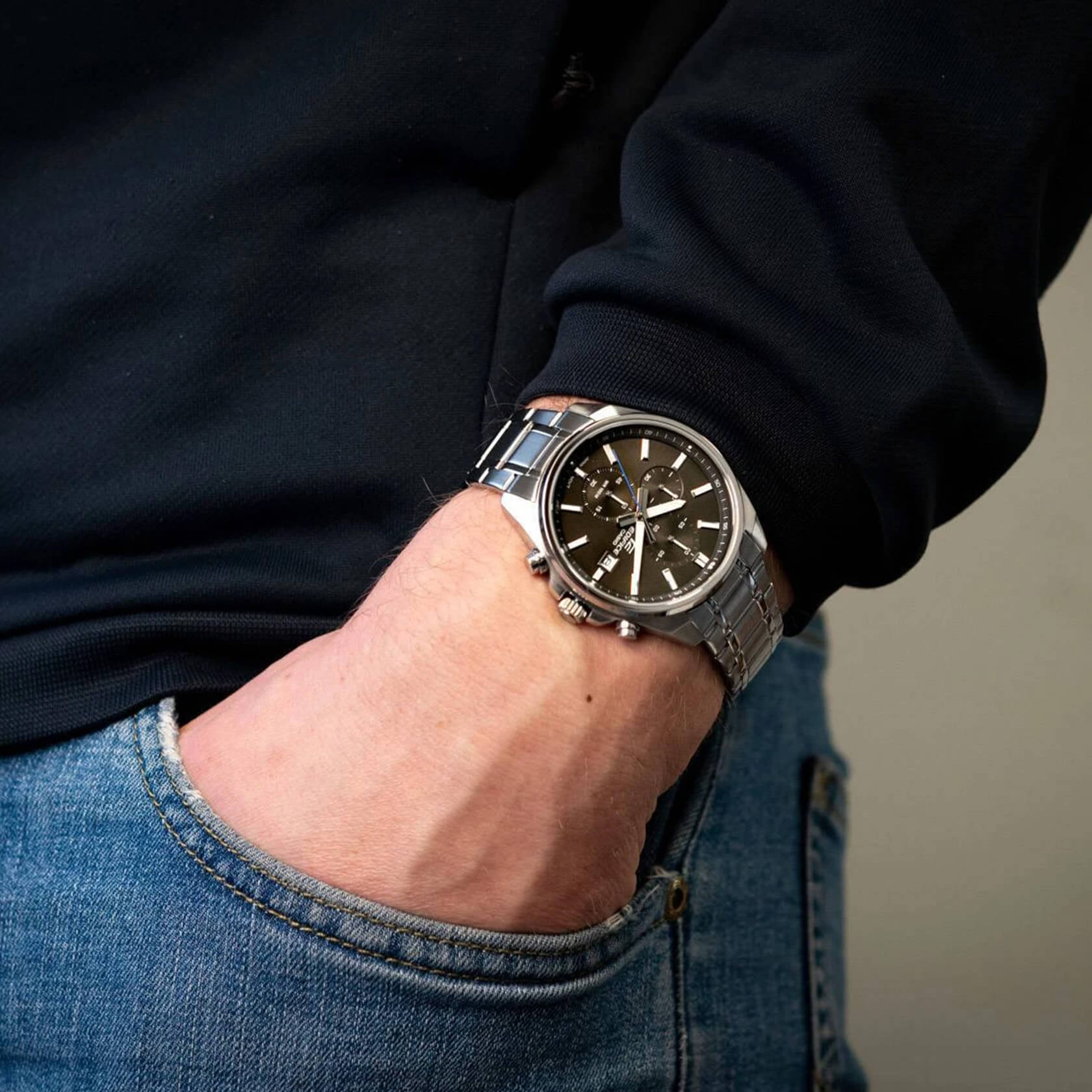 Мъжки часовник Casio Edifice Chronograph EFV-610D-5CVUEF