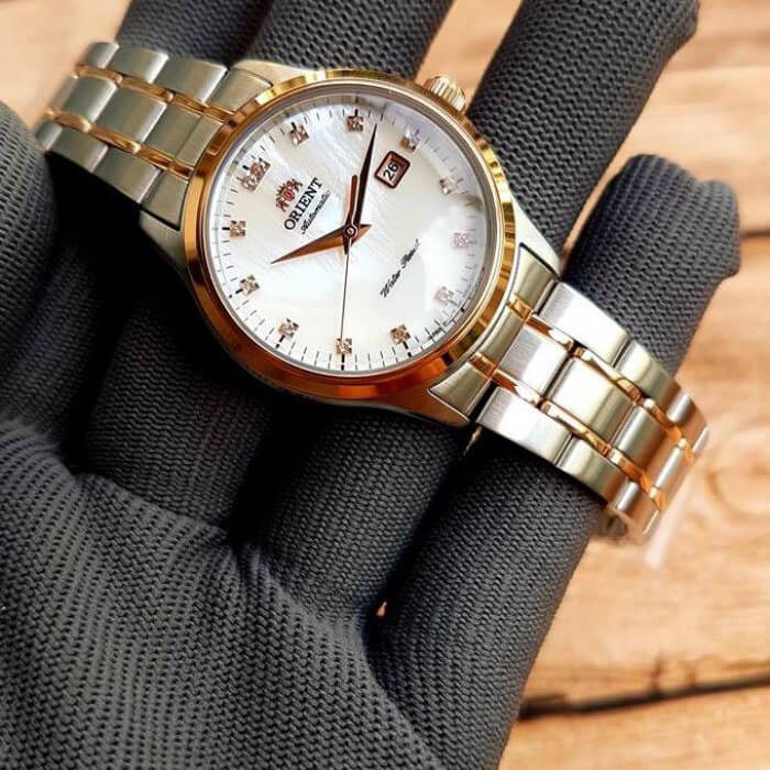 Дамски часовник Orient Classic Automatic FNR1Q001W 3