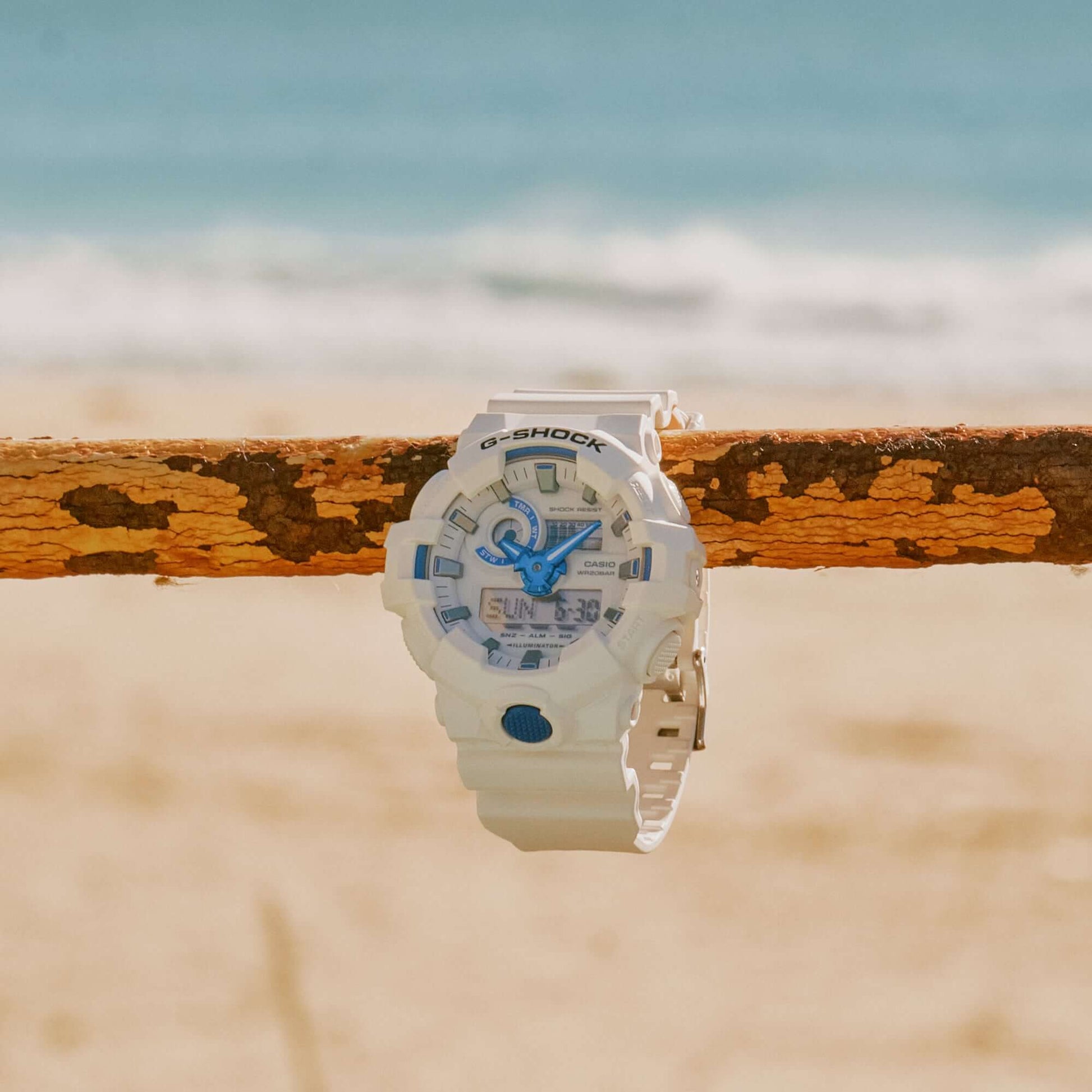 Мъжки часовник Casio G-Shock GA-700HDS-7AER