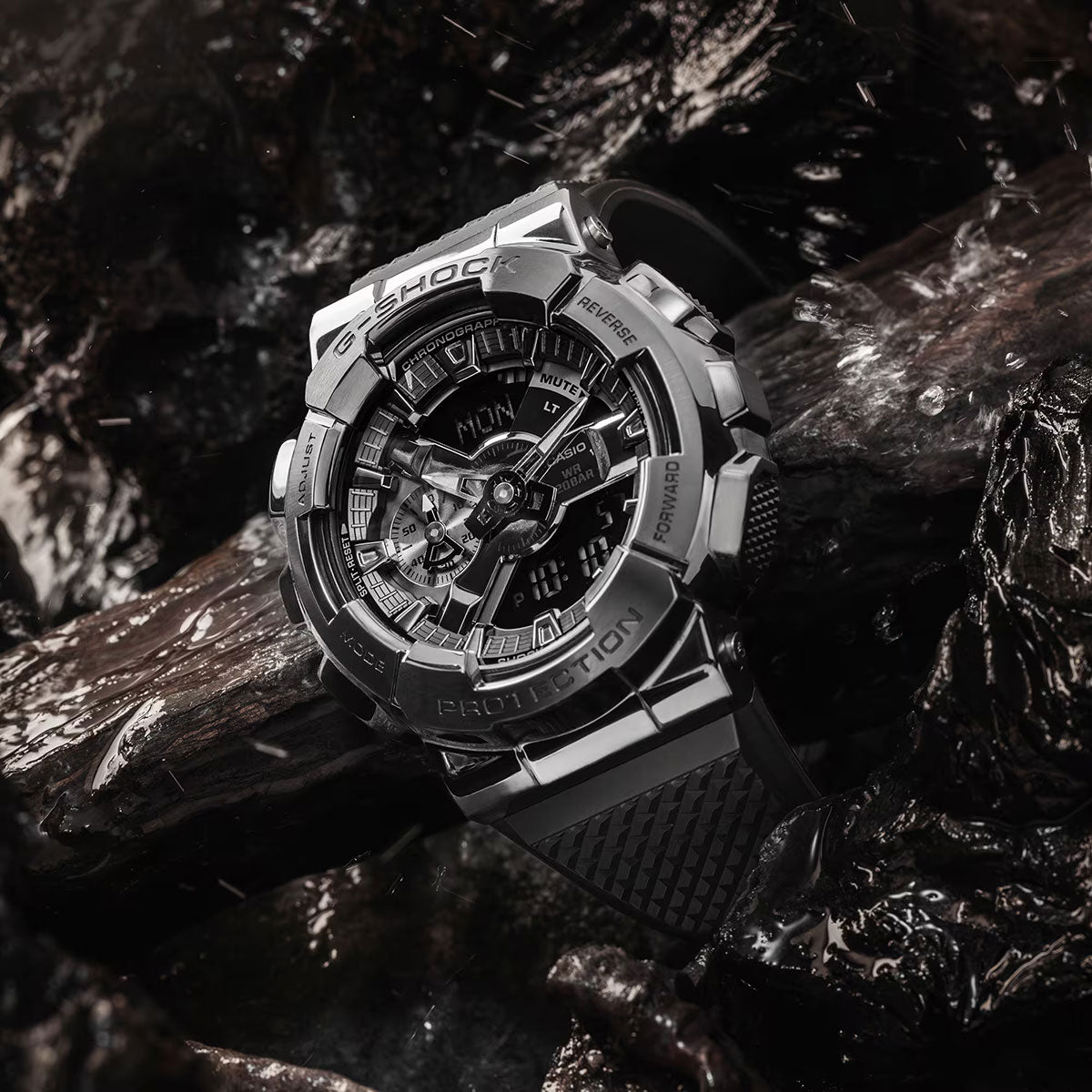 Мъжки часовник Casio G-Shock Limited GM-110BB-1A