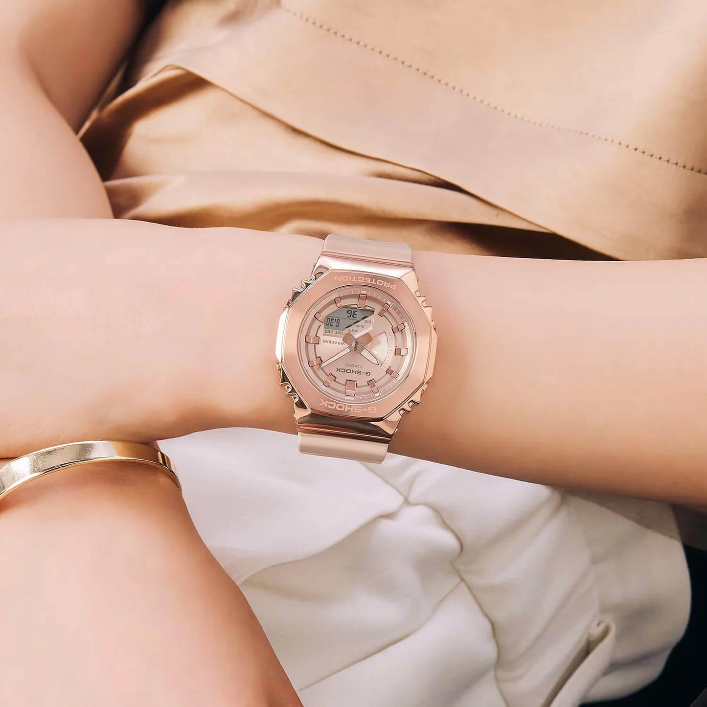 Дамски часовник Casio G-Shock GM-S2100PG-4AER