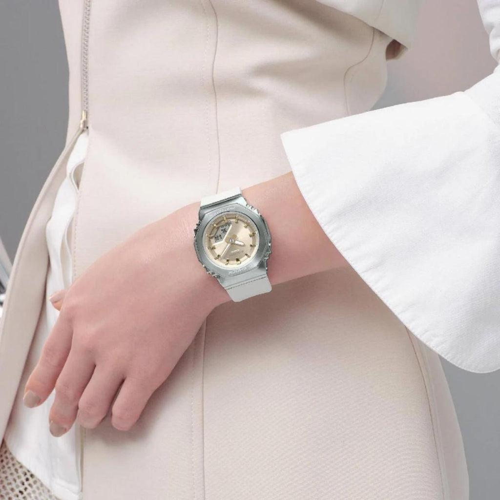 Дамски Часовник Casio G-Shock GM-S2110-7A9ER