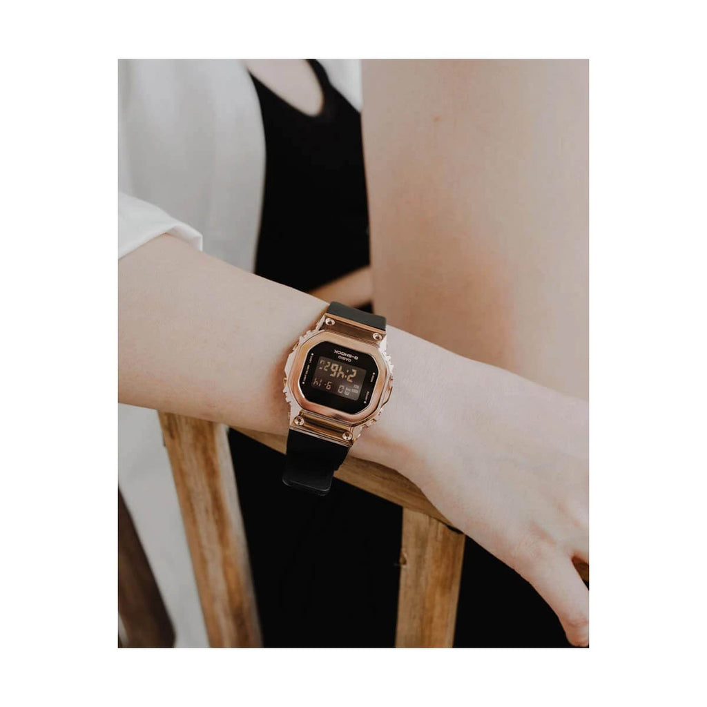 Дамски часовник Casio G-Shock GM-S5600PG-1ER