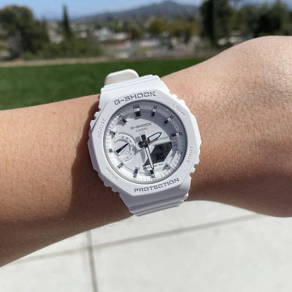 Дамски часовник Casio G-Shock GMA-S2100-7AER