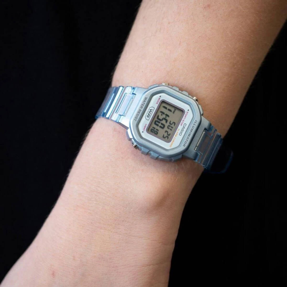 Часовник Casio LA-20WHS-2AEF