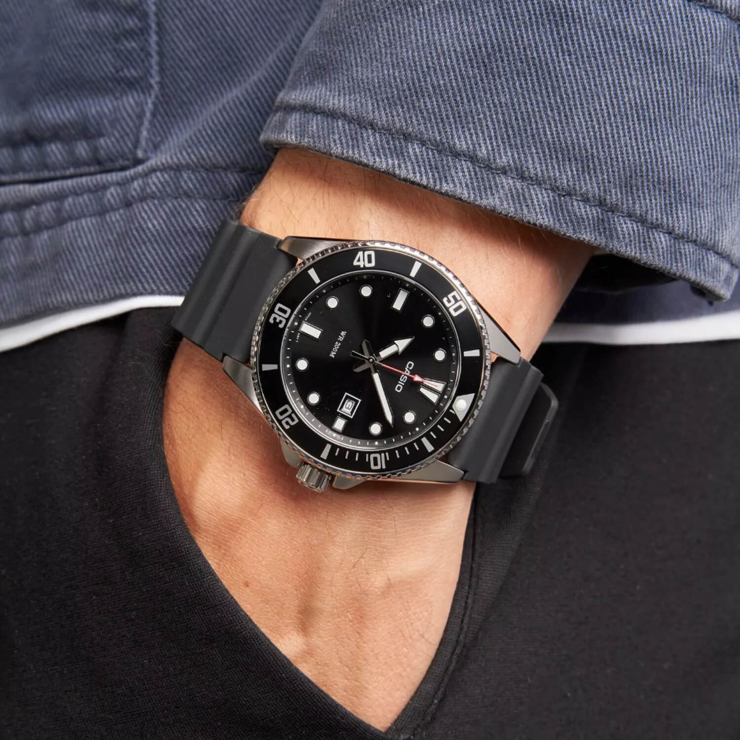 Мъжки часовник Casio MDV-107-1A1VEF