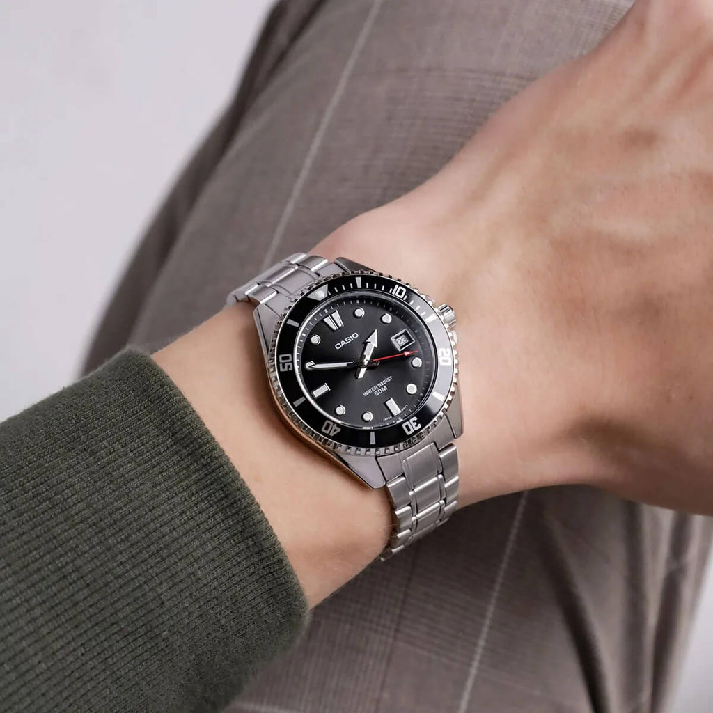 Мъжки часовник Casio MDV-10D-1A1VEF