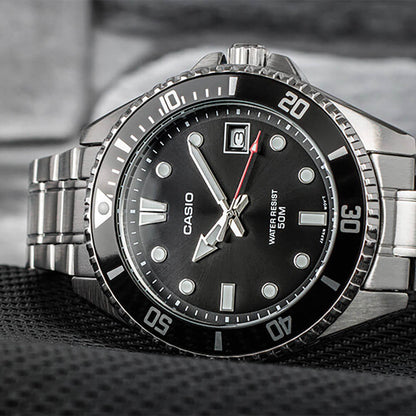Мъжки часовник Casio MDV-10D-1A1VEF