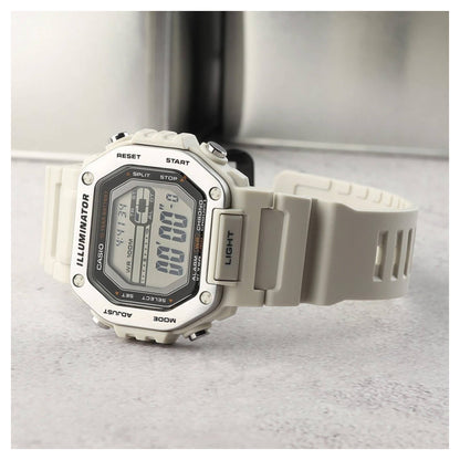 Мъжки часовник Casio MWD-110H-8AVEF