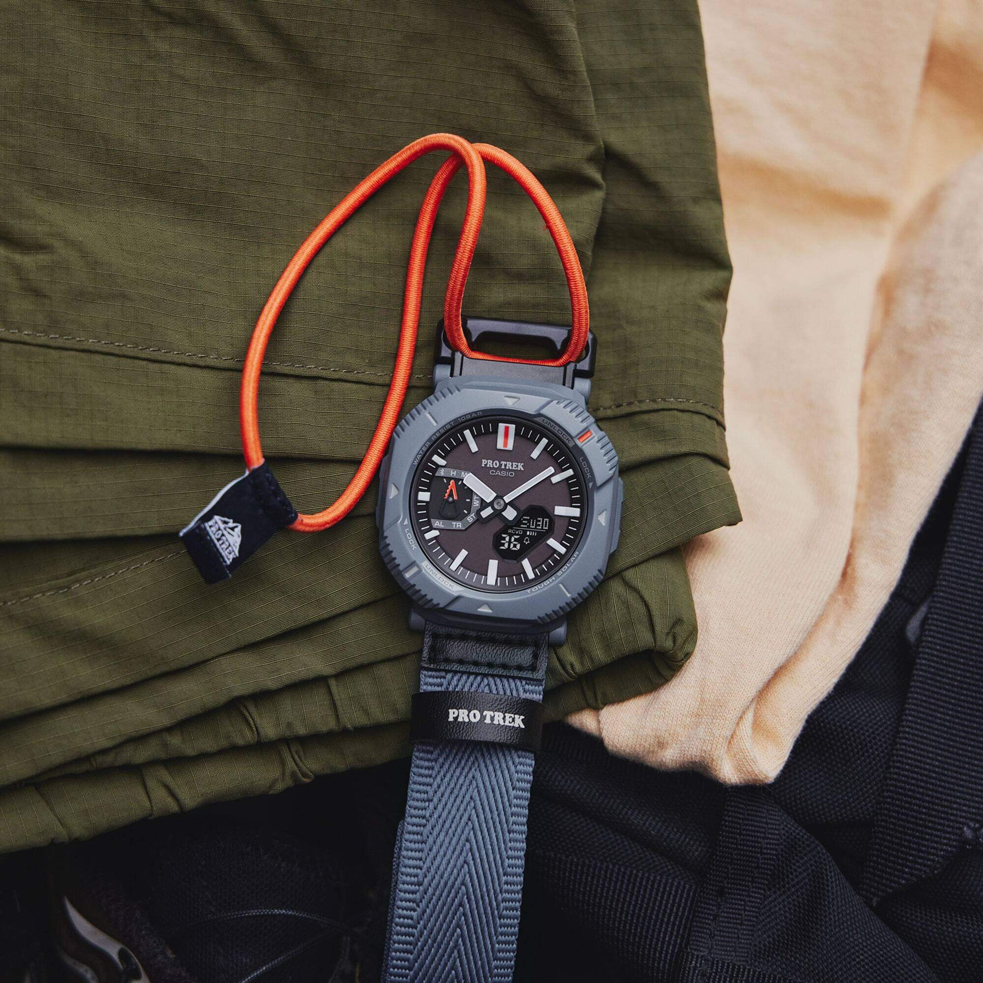 Мъжки часовник Casio Pro Trek PRJ-B001B-2ER