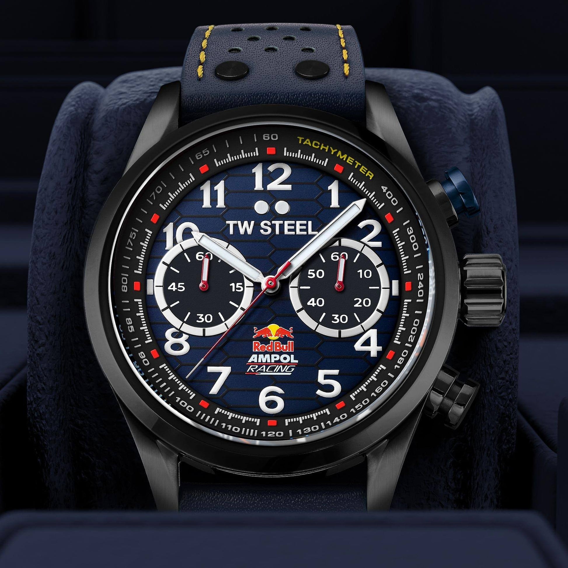 Мъжки часовник TW Steel Volante Red Bull Ampol Racing