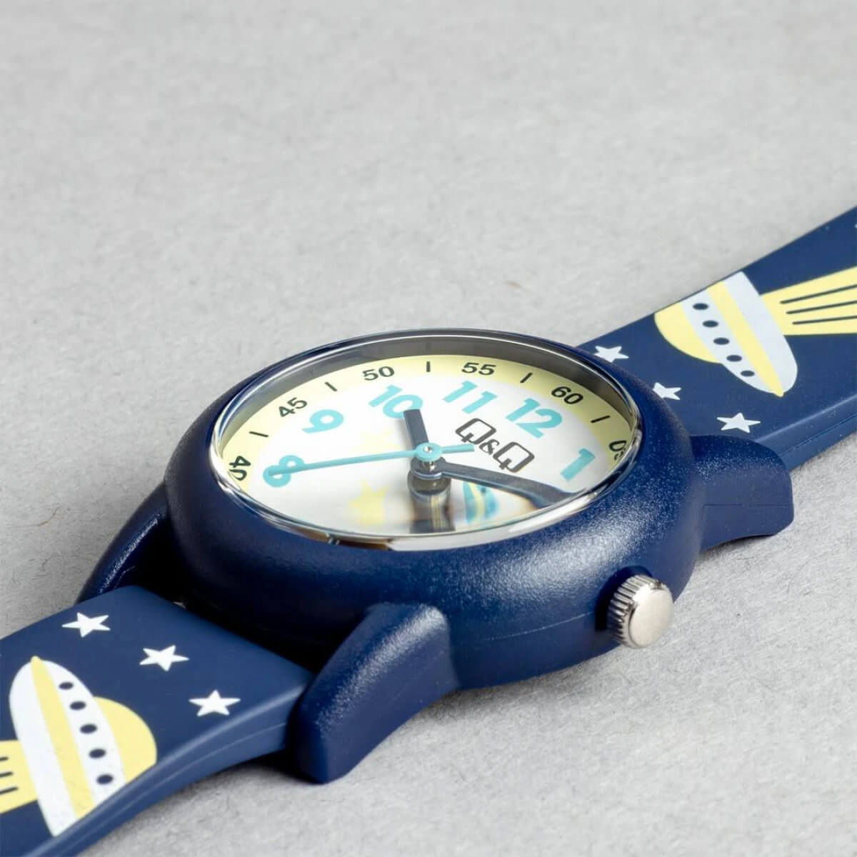 Детски часовник Q&Q V22A-020VY