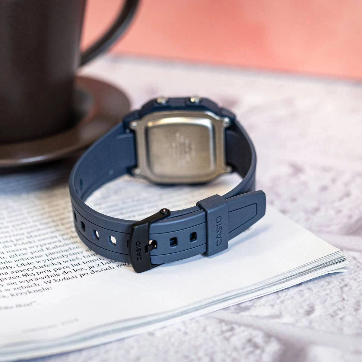 Часовник Casio W-800H-2AVES