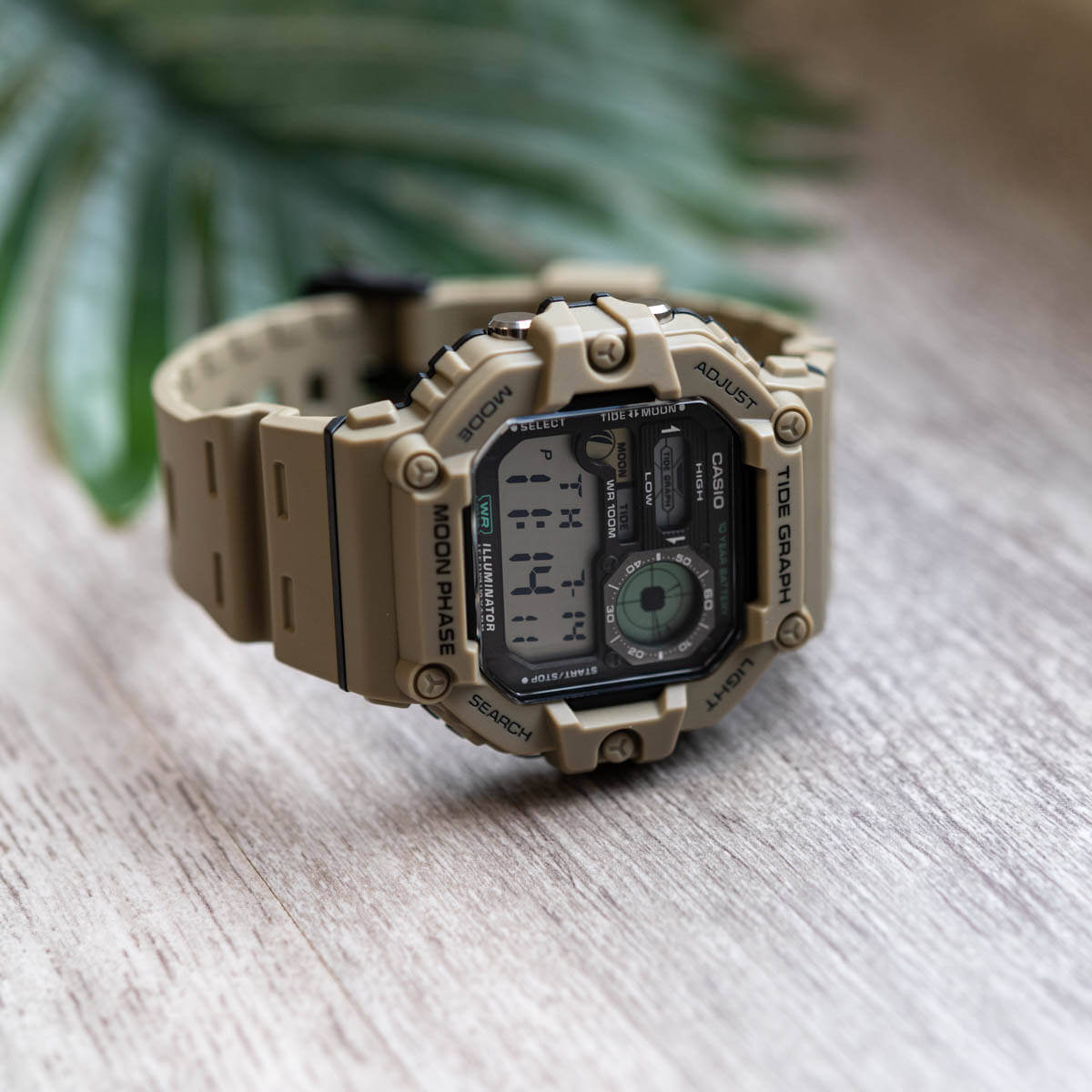 Мъжки часовник Casio Outgear Fishing WS-1700H-5AVEF