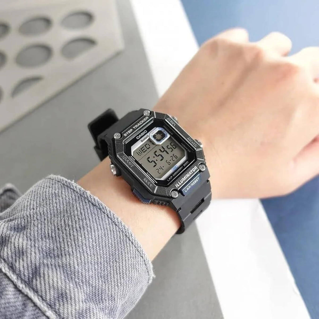 Мъжки часовник Casio Bluetooth Step Tracker WS-B1000-1AVEF