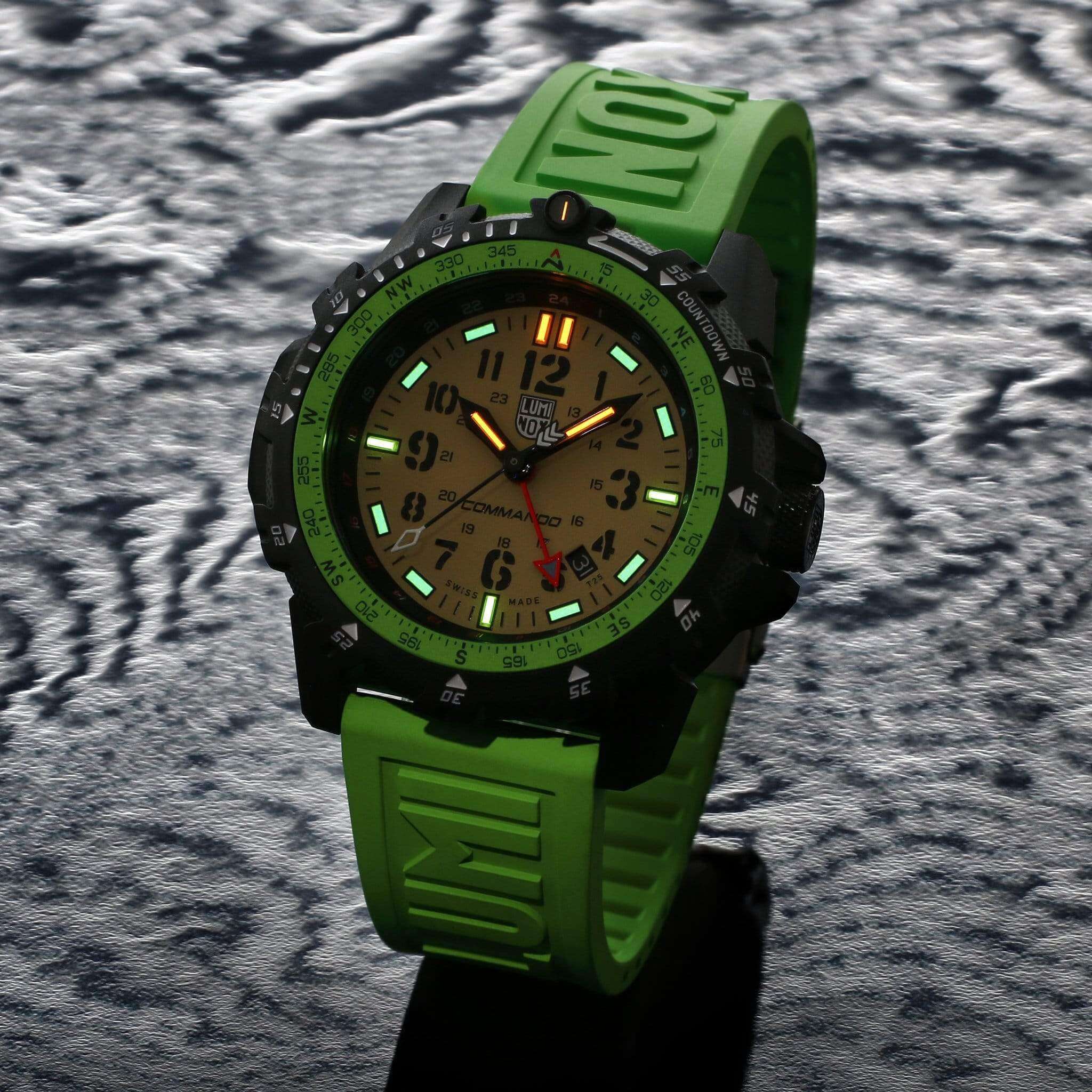 Мъжки часовник Luminox Commando Raider Military GMT XL.3337