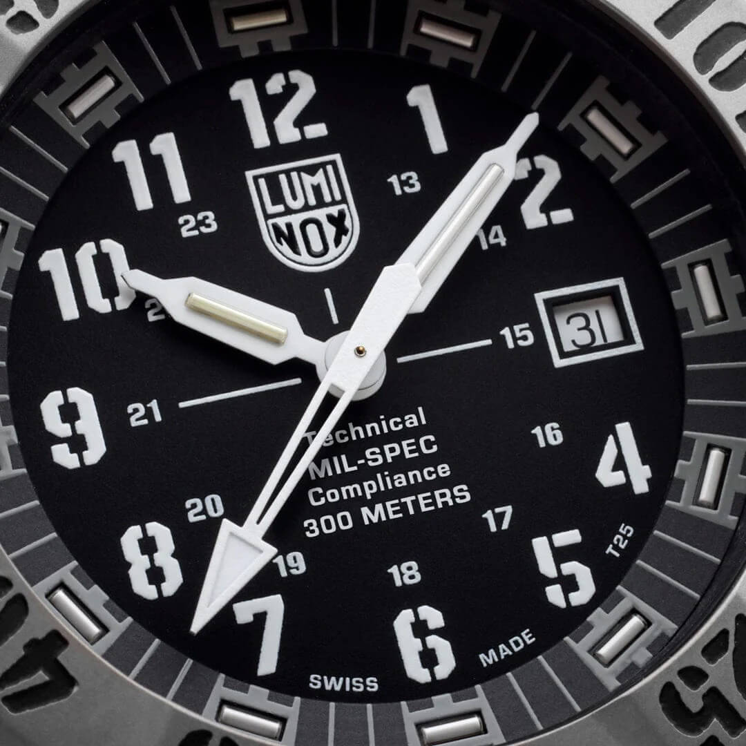 Мъжки часовник Luminox MIL-SPEC Military CARBONOX™ XL.3351.1.SET