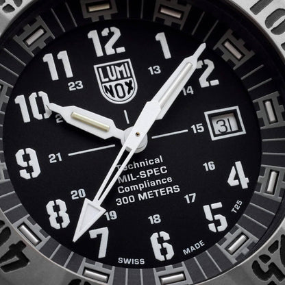Мъжки часовник Luminox MIL-SPEC Military CARBONOX™ XL.3351.1.SET