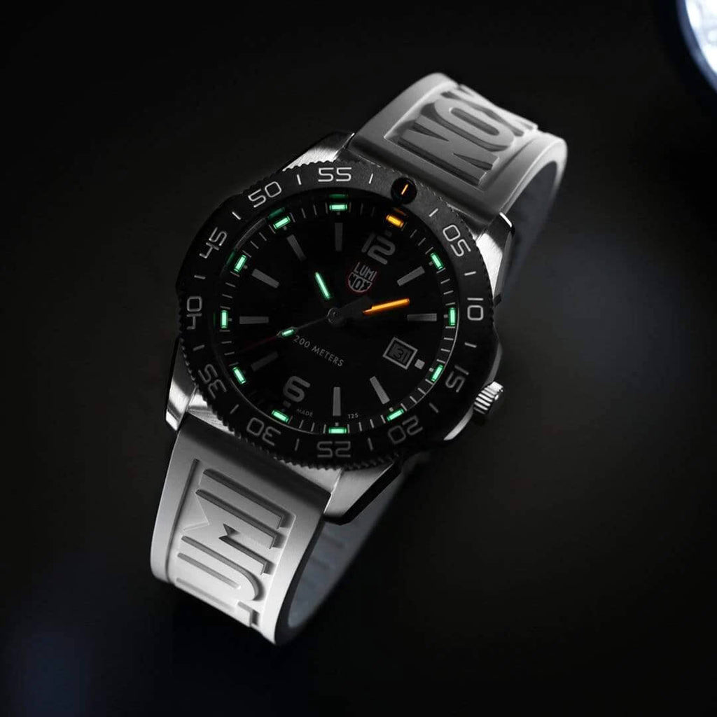 Мъжки часовник Luminox Pacific Diver CARBONOX™ XS.3121.WF
