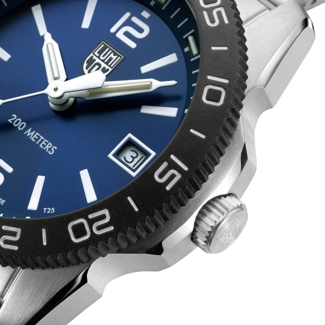 Мъжки часовник Luminox Pacific Diver CARBONOX™ XS.3123M.SET