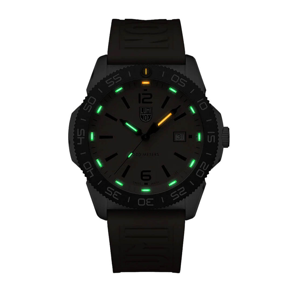 Мъжки часовник Luminox Pacific Diver CARBONOX™ XS.3129