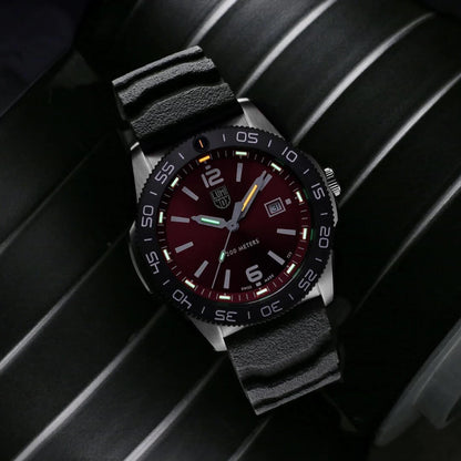 Мъжки часовник Luminox Pacific Diver CARBONOX™ XS.3135