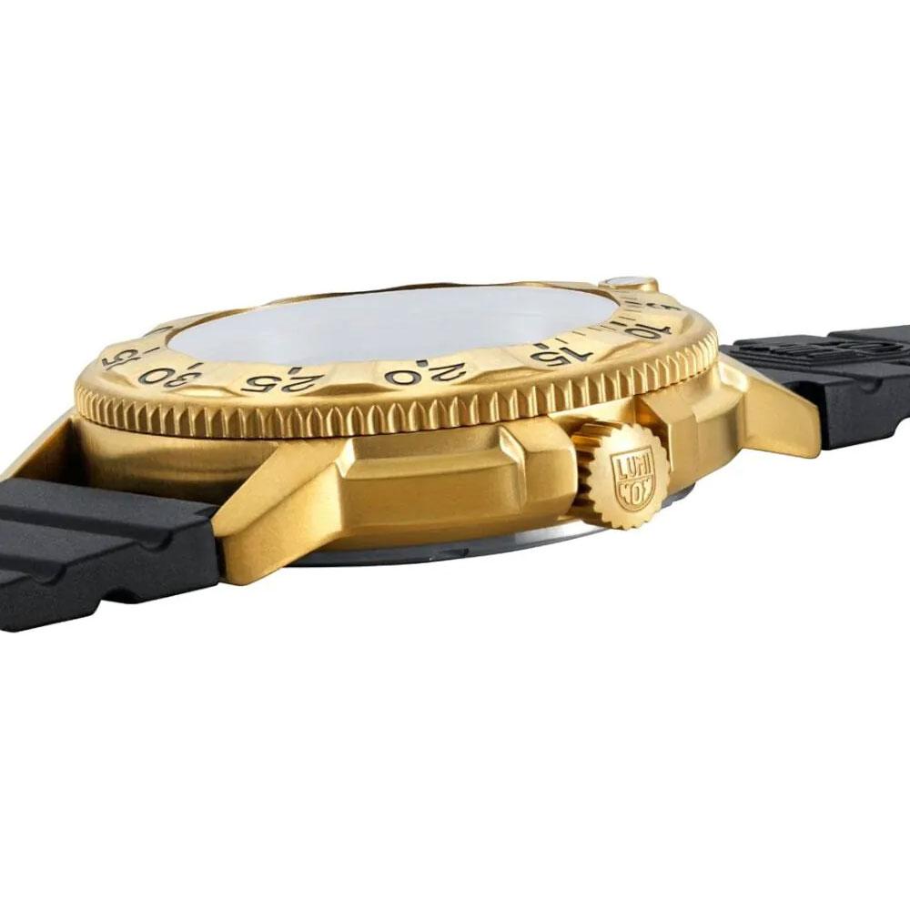 Мъжки часовник Luminox Navy Seal Original Evo CARBONOX™ XS.3221.NSF