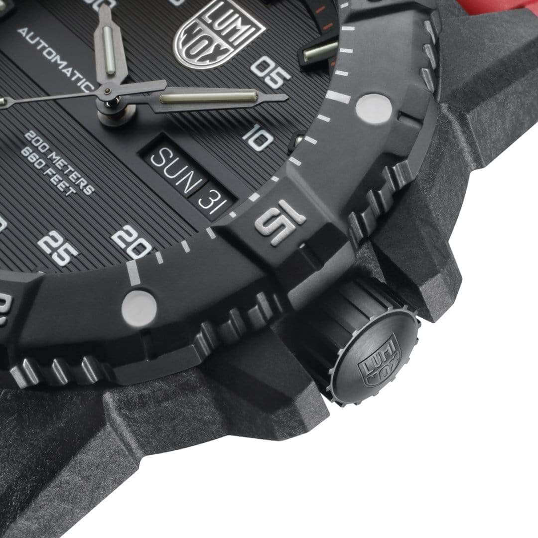 Мъжки часовник Luminox Master Carbon Seal Automatic CARBONOX™ XS.3875