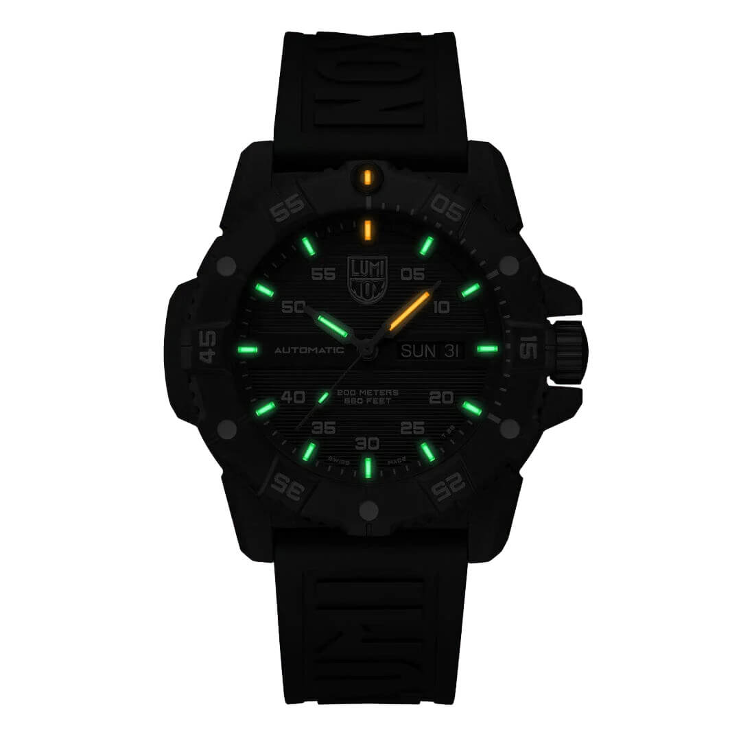 Мъжки часовник Luminox Master Carbon Seal Automatic CARBONOX™ XS.3877